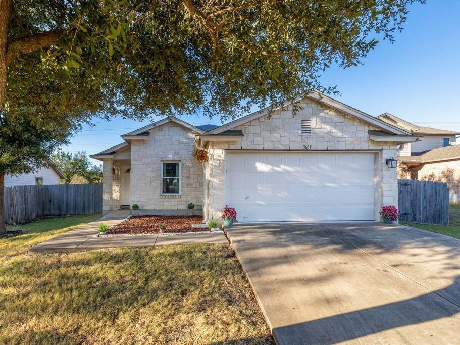 Super Cute And Cozy House! Villa Round Rock Exterior foto